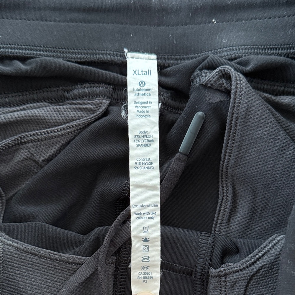 Lululemon Men's Black Joggers - Picture 4 of 7